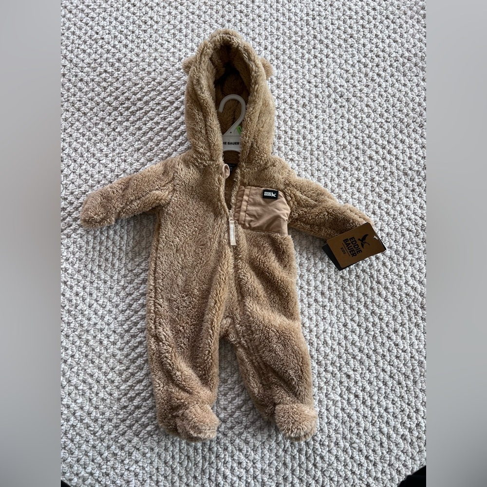 Eddie Bauer Baby NWT Plush Bear onesie. Size 0-3mos